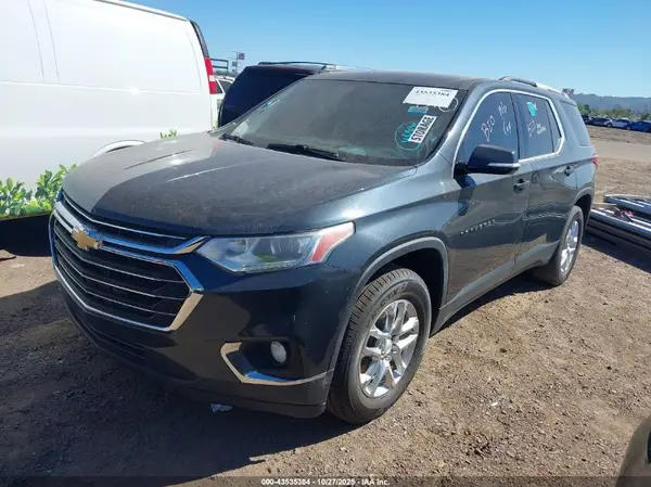 1GNERGKW3JJ261356 2018 CHEVROLET TRAVERSE - Image 2