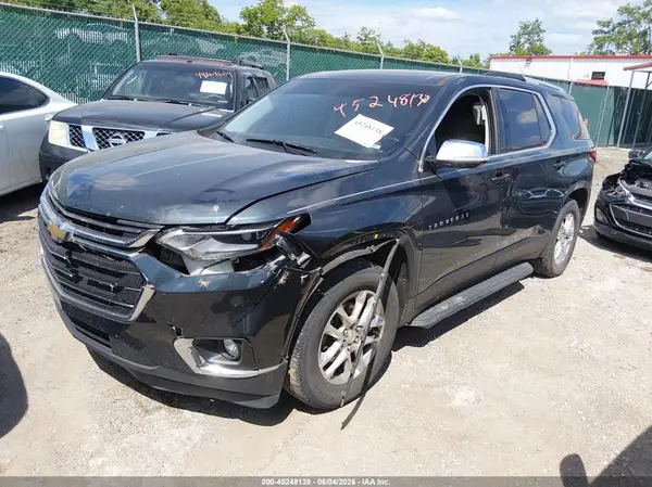 1GNERGKW3JJ272311 2018 CHEVROLET TRAVERSE - Image 2
