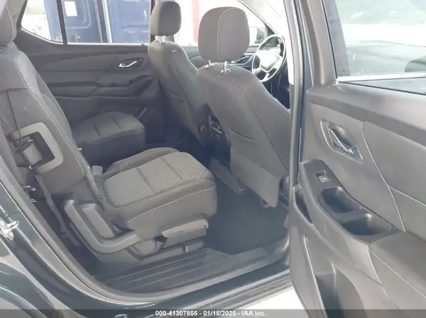 1GNERGKW3JJ275967 2018 CHEVROLET TRAVERSE - Image 8