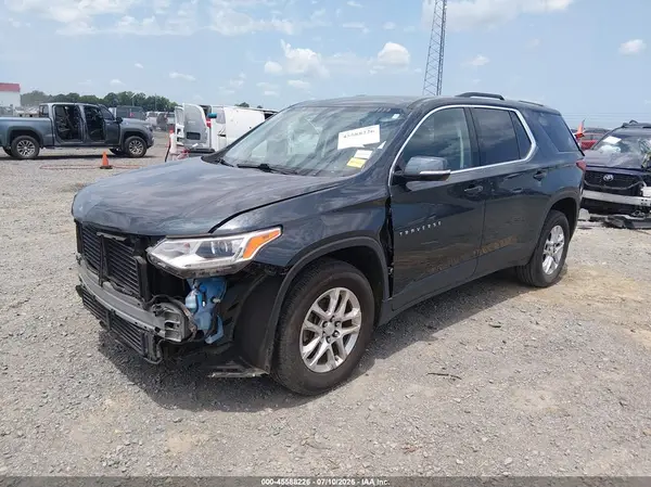 1GNERGKW3JJ278142 2018 CHEVROLET TRAVERSE - Image 2