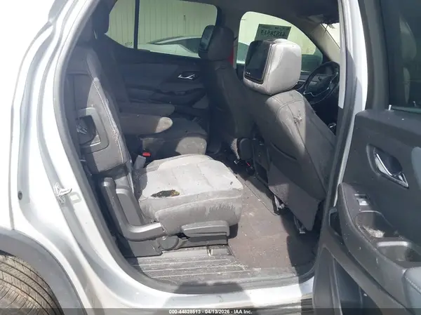 1GNERGKW3KJ117985 2019 CHEVROLET TRAVERSE - Image 8