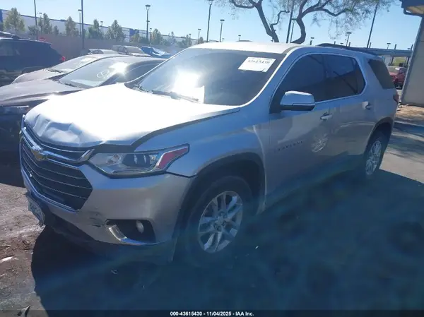 1GNERGKW3KJ187972 2019 CHEVROLET TRAVERSE - Image 2