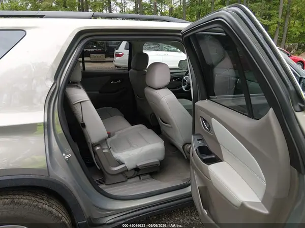 1GNERGKW3KJ228763 2019 CHEVROLET TRAVERSE - Image 8