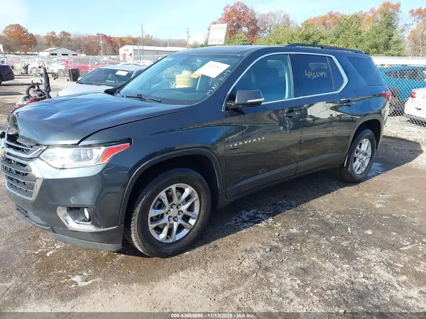 1GNERGKW3KJ250133 2019 CHEVROLET TRAVERSE - Image 2