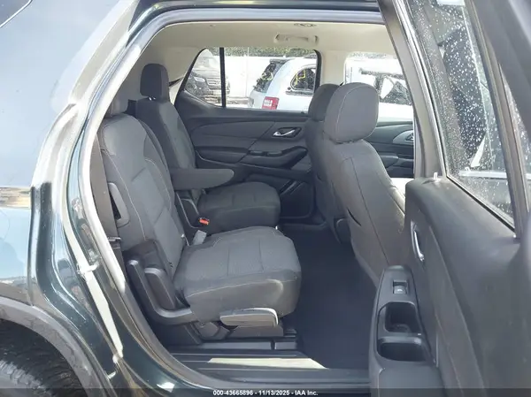 1GNERGKW3KJ250133 2019 CHEVROLET TRAVERSE - Image 8