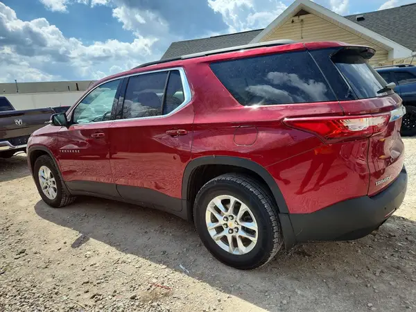 1GNERGKW3KJ299283 2019 CHEVROLET TRAVERSE - Image 2