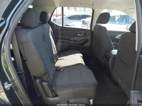 1GNERGKW3KJ320262 2019 CHEVROLET TRAVERSE - Image 8