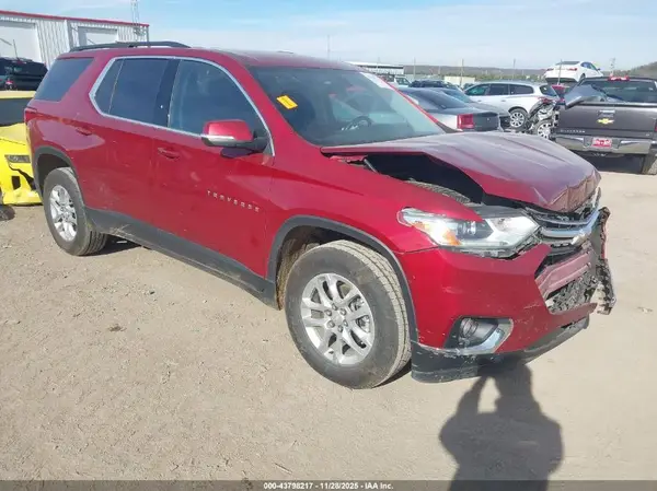 1GNERGKW3MJ141268 2021 CHEVROLET TRAVERSE - Image 1