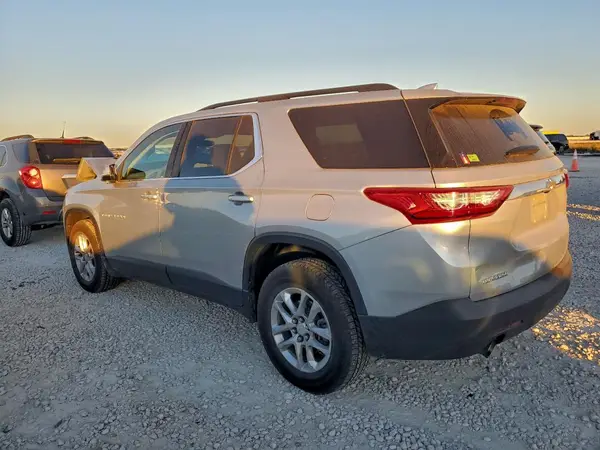 1GNERGKW3MJ185657 2021 CHEVROLET TRAVERSE - Image 2