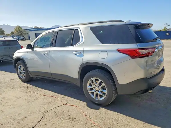 1GNERGKW3MJ239118 2021 CHEVROLET TRAVERSE - Image 2