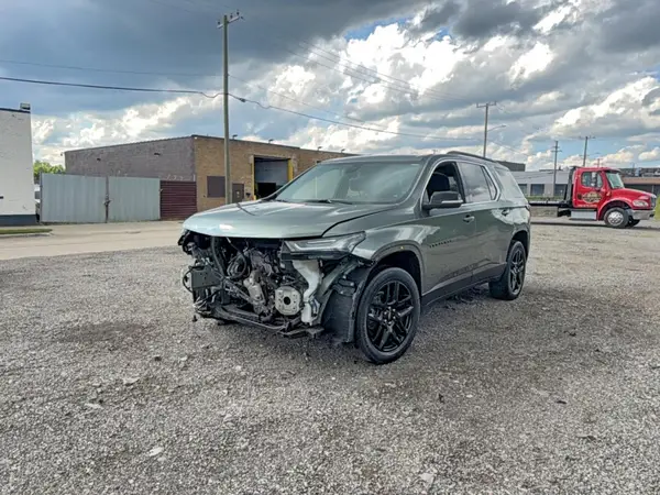 1GNERGKW3NJ173834 2022 CHEVROLET TRAVERSE - Image 2