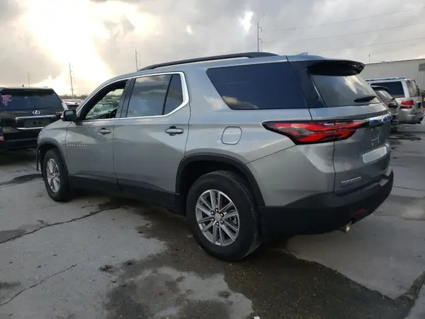 1GNERGKW3PJ300892 2023 CHEVROLET TRAVERSE - Image 2