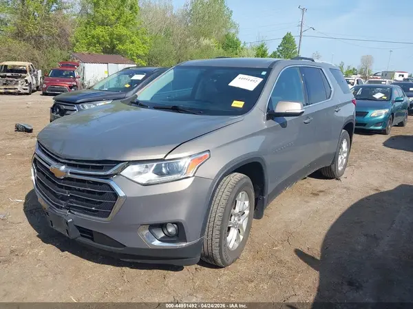 1GNERGKW4JJ104306 2018 CHEVROLET TRAVERSE - Image 2