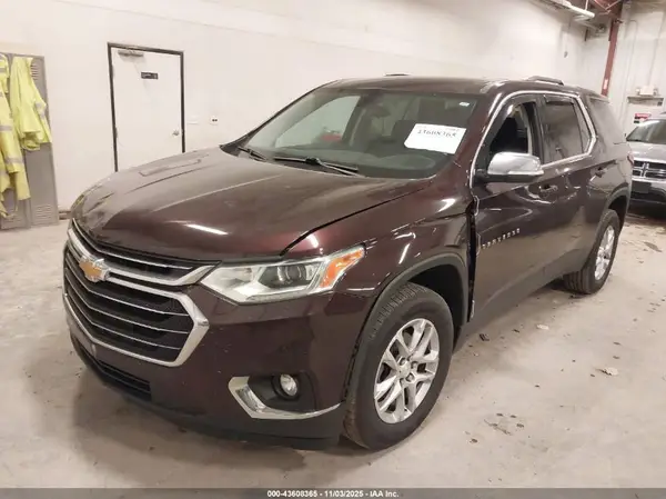 1GNERGKW4JJ122031 2018 CHEVROLET TRAVERSE - Image 2