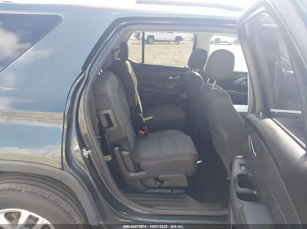 1GNERGKW4JJ128847 2018 CHEVROLET TRAVERSE - Image 8