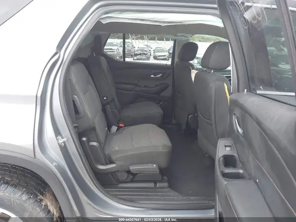 1GNERGKW4JJ179703 2018 CHEVROLET TRAVERSE - Image 8