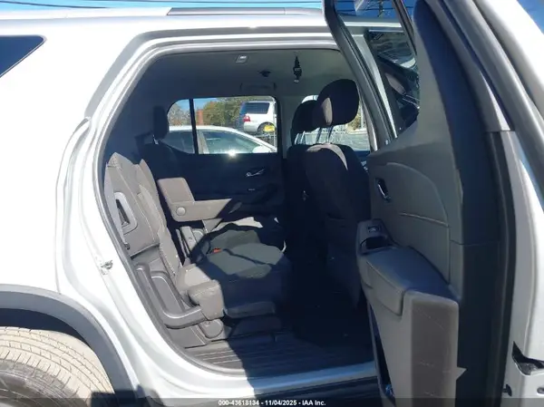 1GNERGKW4JJ190460 2018 CHEVROLET TRAVERSE - Image 8