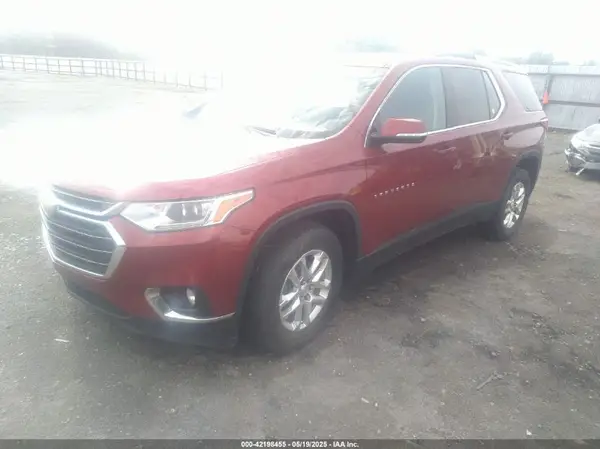 1GNERGKW4JJ236563 2018 CHEVROLET TRAVERSE - Image 2