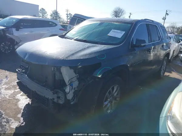 1GNERGKW4JJ248356 2018 CHEVROLET TRAVERSE - Image 2