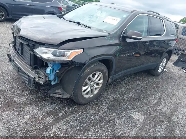 1GNERGKW4JJ250723 2018 CHEVROLET TRAVERSE - Image 2