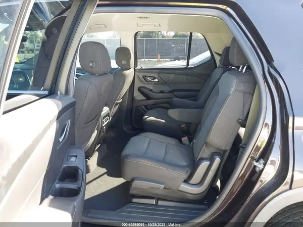 1GNERGKW4KJ142913 2019 CHEVROLET TRAVERSE - Image 8