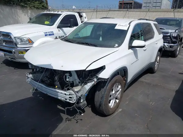 1GNERGKW4KJ151904 2019 CHEVROLET TRAVERSE - Image 2