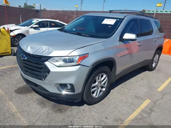 1GNERGKW4KJ241974 2019 CHEVROLET TRAVERSE - Image 2