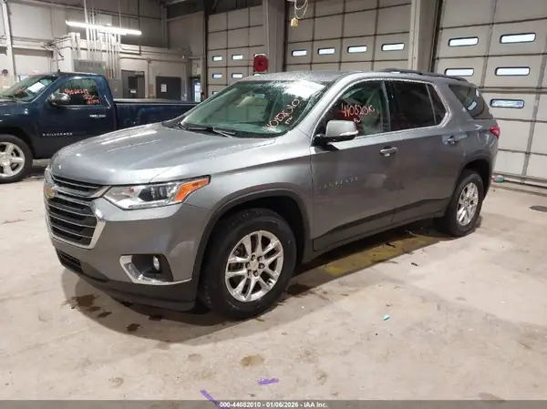 1GNERGKW4KJ267572 2019 CHEVROLET TRAVERSE - Image 2