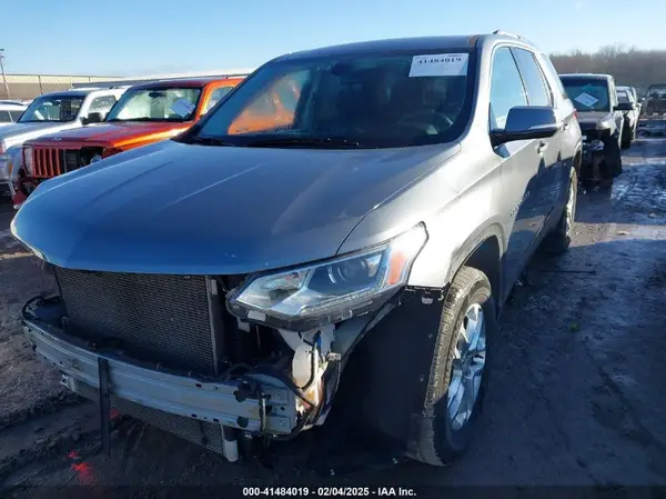 1GNERGKW4KJ271525 2019 CHEVROLET TRAVERSE - Image 2