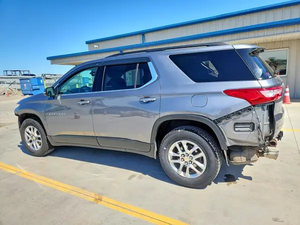 1GNERGKW4LJ100968 2020 CHEVROLET TRAVERSE - Image 2
