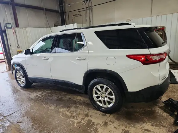 1GNERGKW4LJ116250 2020 CHEVROLET TRAVERSE - Image 2