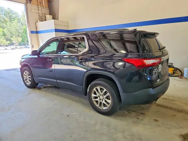 1GNERGKW4LJ166811 2020 CHEVROLET TRAVERSE - Image 2