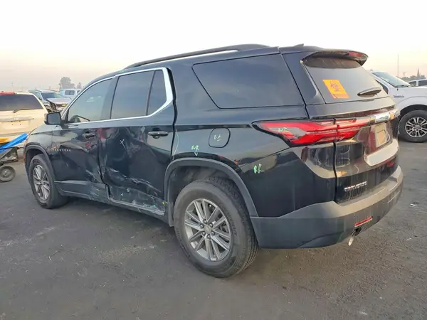 1GNERGKW4NJ131771 2022 CHEVROLET TRAVERSE - Image 2