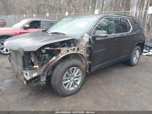 1GNERGKW4NJ166133 2022 CHEVROLET TRAVERSE - Image 2