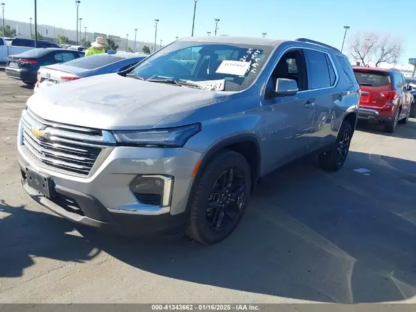 1GNERGKW4PJ158522 2023 CHEVROLET TRAVERSE - Image 2