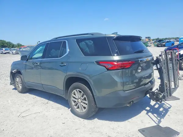 1GNERGKW4PJ232067 2023 CHEVROLET TRAVERSE - Image 2