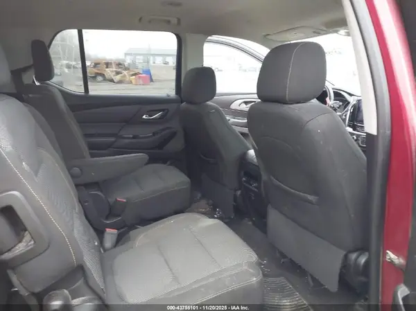 1GNERGKW5JJ103875 2018 CHEVROLET TRAVERSE - Image 8