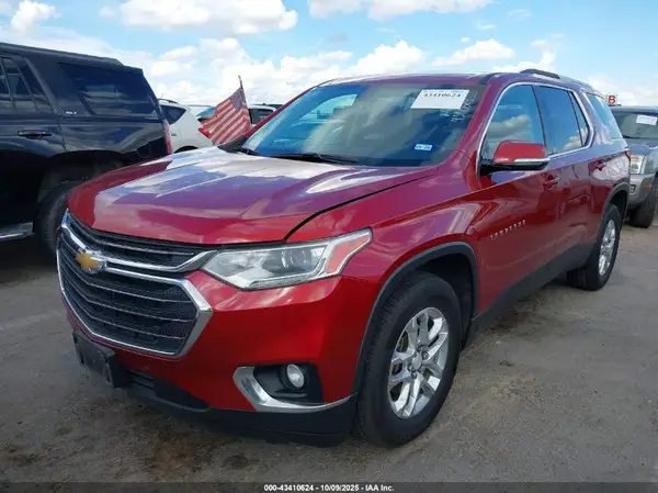 1GNERGKW5JJ107778 2018 CHEVROLET TRAVERSE - Image 2