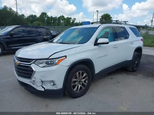 1GNERGKW5JJ111944 2018 CHEVROLET TRAVERSE - Image 2