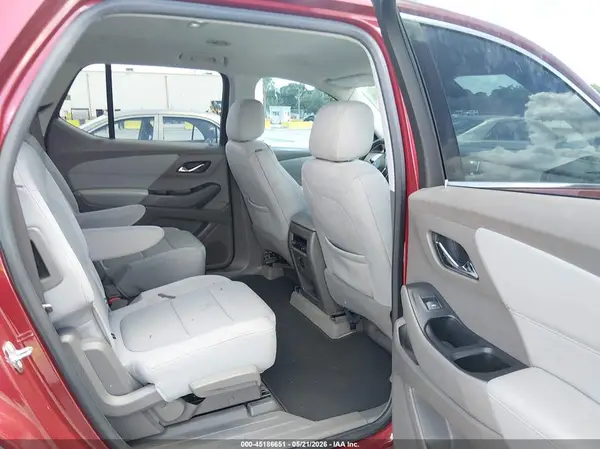 1GNERGKW5JJ112463 2018 CHEVROLET TRAVERSE - Image 8