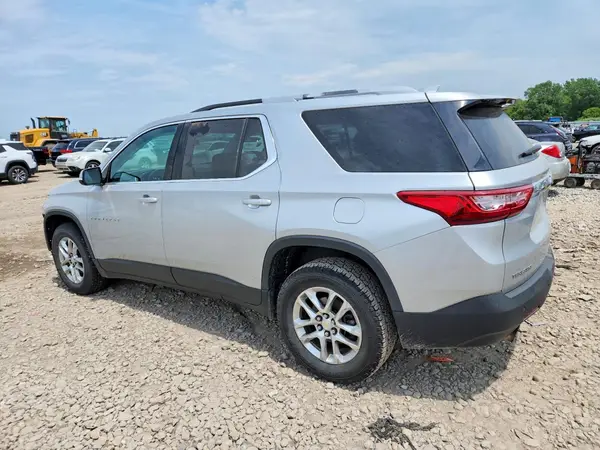 1GNERGKW5JJ117100 2018 CHEVROLET TRAVERSE - Image 2