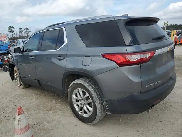 1GNERGKW5JJ123754 2018 CHEVROLET TRAVERSE - Image 2
