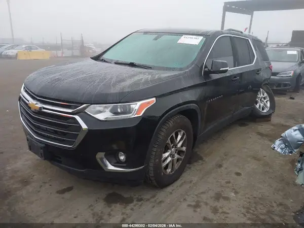 1GNERGKW5JJ137511 2018 CHEVROLET TRAVERSE - Image 2
