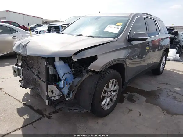 1GNERGKW5JJ147195 2018 CHEVROLET TRAVERSE - Image 2