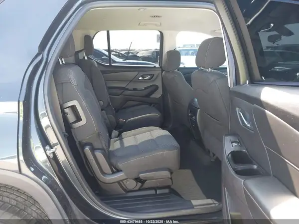 1GNERGKW5JJ160755 2018 CHEVROLET TRAVERSE - Image 8