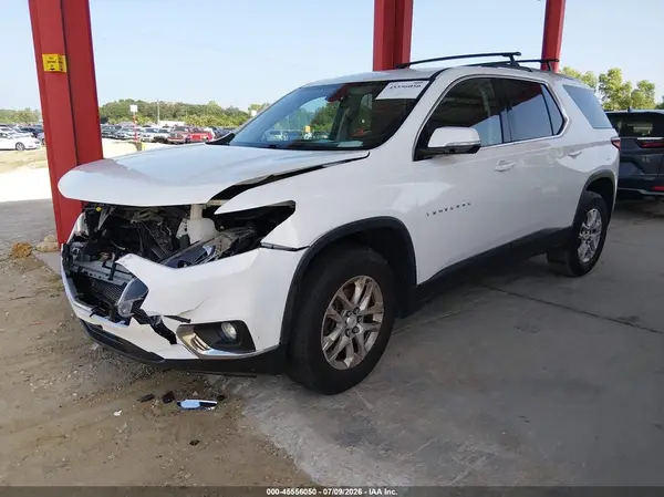 1GNERGKW5JJ167415 2018 CHEVROLET TRAVERSE - Image 2