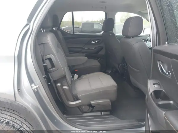 1GNERGKW5JJ167835 2018 CHEVROLET TRAVERSE - Image 8