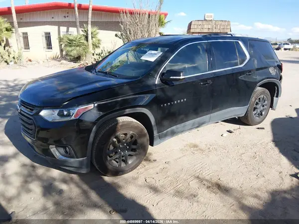 1GNERGKW5JJ169133 2018 CHEVROLET TRAVERSE - Image 2