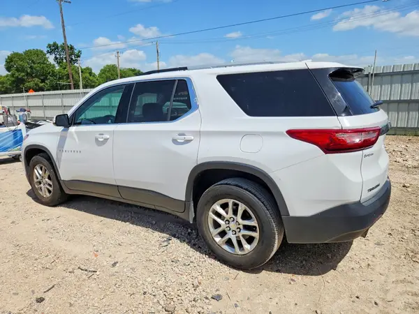1GNERGKW5JJ175613 2018 CHEVROLET TRAVERSE - Image 2