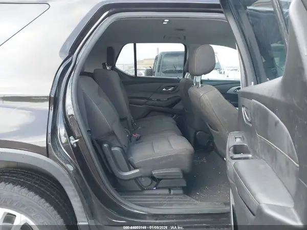 1GNERGKW5JJ184652 2018 CHEVROLET TRAVERSE - Image 8
